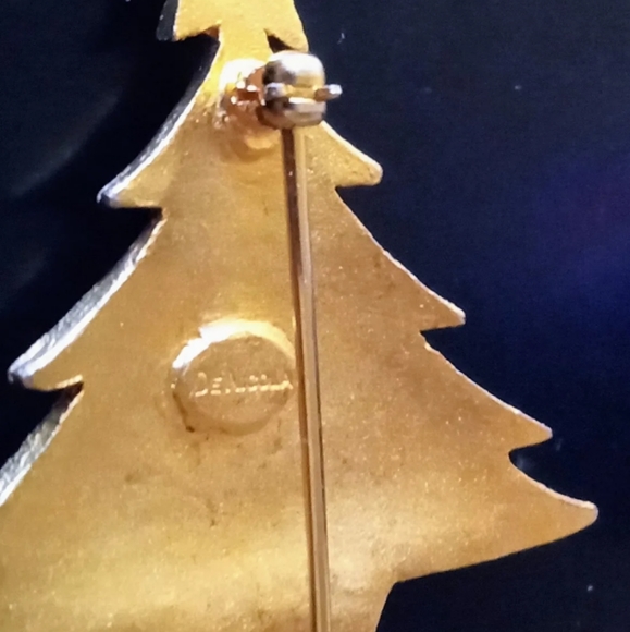 DeNikola Rare Signed Christmas Tree Brooch/Pin, gold tone, rhinestones, vtg - Picture 4 of 5